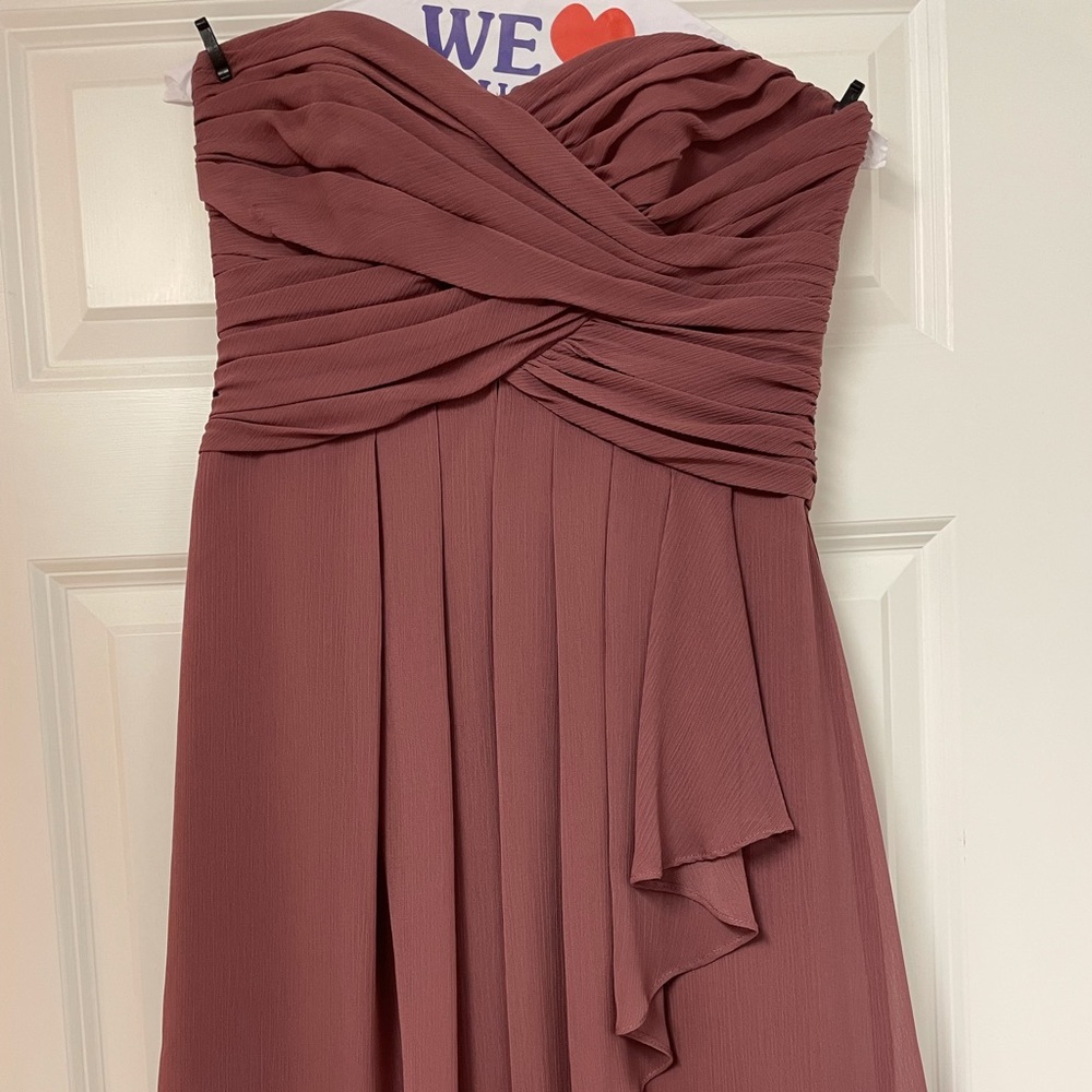 Brides maids dress that it’s gorgeous enough to wear to any event!